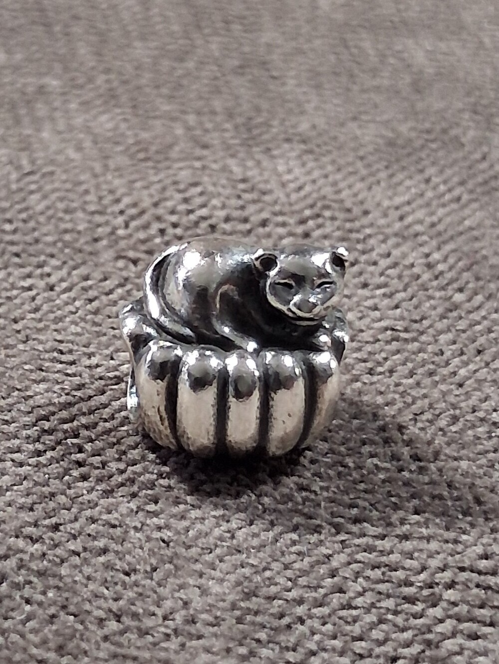 Retired Pandora Cozy Cat on Pillow 925 Sterling Silver 10mm Charm VG ALE